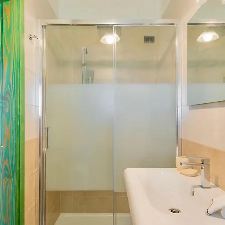 Aparthotel Con Piscina A *