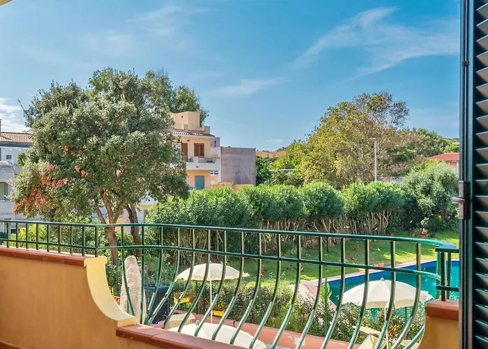 Con Piscina A 3* Santa Teresa Gallura