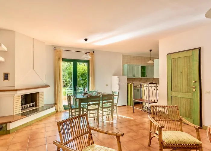 Apartmanhotel Con Piscina A