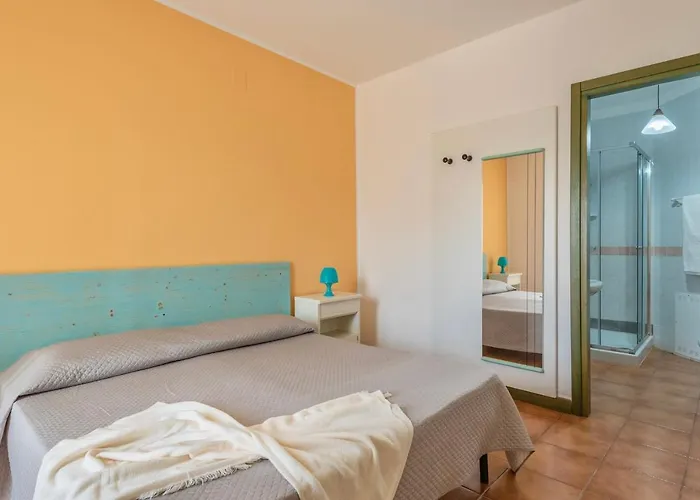 Con Piscina A 3* Santa Teresa Gallura